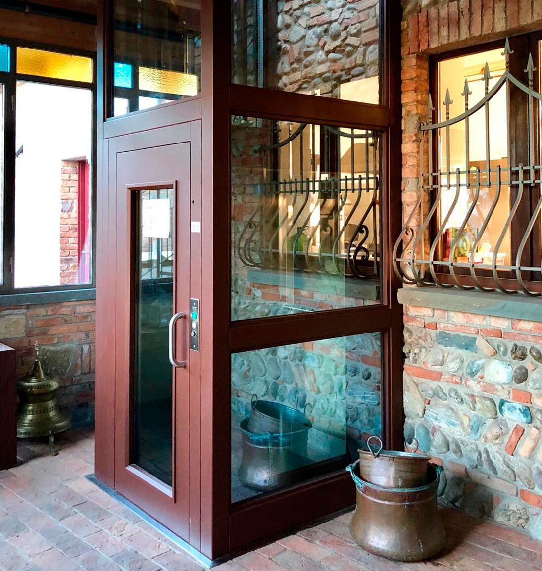 8b6da0d79dd4f66d208fb1bb75552942